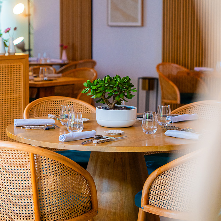 Salle - Restaurant Les Allées - Bistronomie - Pastisserie - Saint-Justin